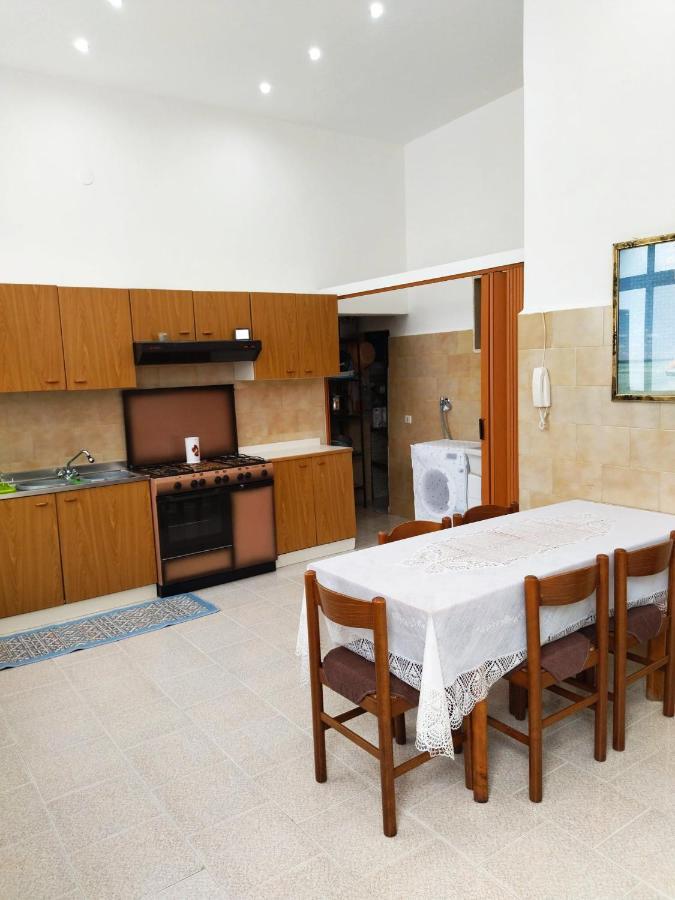 Nonno Ciccio Apartment Lizzano  Esterno foto