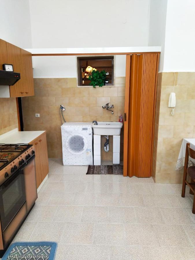 Nonno Ciccio Apartment Lizzano  Esterno foto