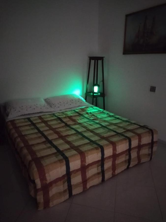 Nonno Ciccio Apartment Lizzano  Esterno foto