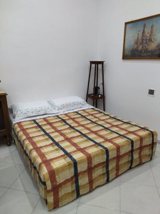 Nonno Ciccio Apartment Lizzano  Esterno foto